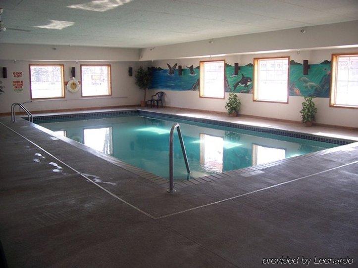 Budget Host Inn & Suites North Branch מתקנים תמונה